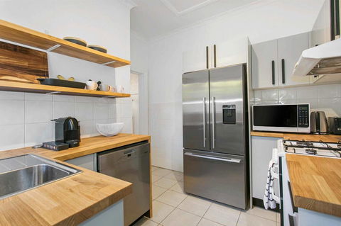 Seaspray - Manly Beach Apartment Close To The Sand - Broome Tourism 7