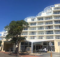 Ettalong Beach Premium Waterview Apartments - Broome Tourism