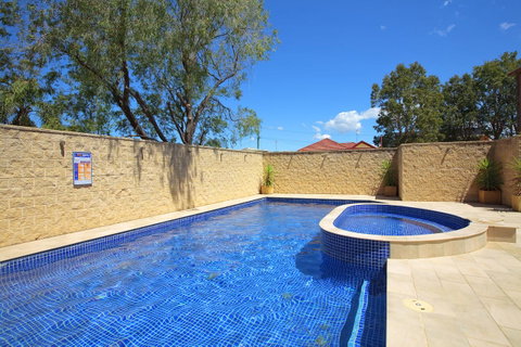 Sandy Cove Apartments - Broome Tourism 15