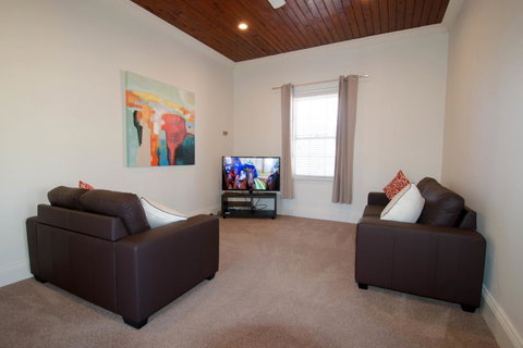 Quality Inn Ashby House Tamworth - Broome Tourism 28