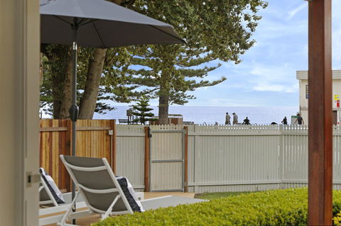 The Beach House North Wollongong - Broome Tourism 3