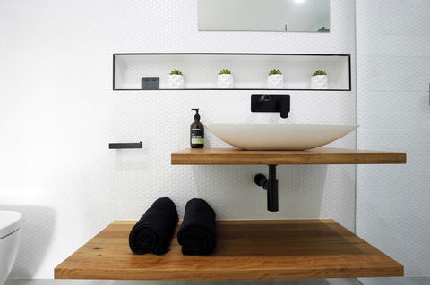 The Beach House North Wollongong - Broome Tourism 17