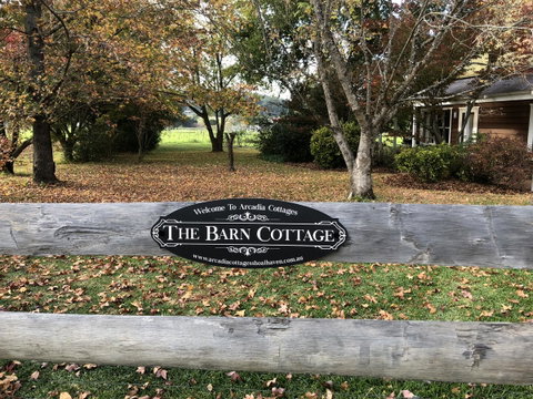 Arcadia - The Barn Cottage & Rosehill Cottage - Broome Tourism 0