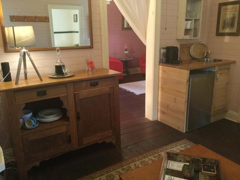 Arcadia - The Barn Cottage & Rosehill Cottage - Broome Tourism 23