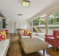 Summery spacious 4 bed home in Kurraba Point - Broome Tourism