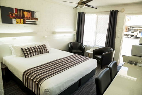 Coastal Bay Motel - Broome Tourism 27