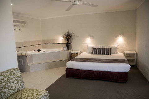Coastal Bay Motel - Broome Tourism 26