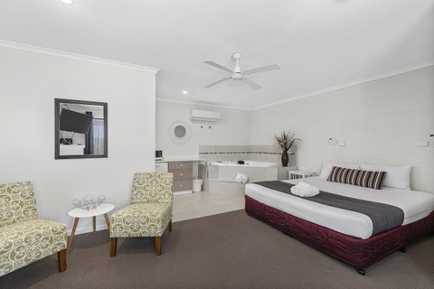 Coastal Bay Motel - Broome Tourism 13