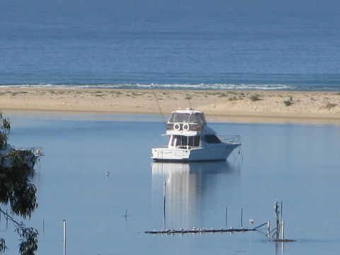 Baywatch Apartments Merimbula - Broome Tourism 25