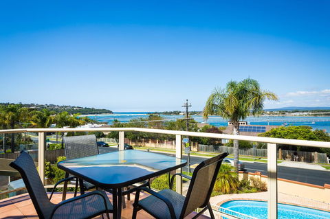 Baywatch Apartments Merimbula - Broome Tourism 21