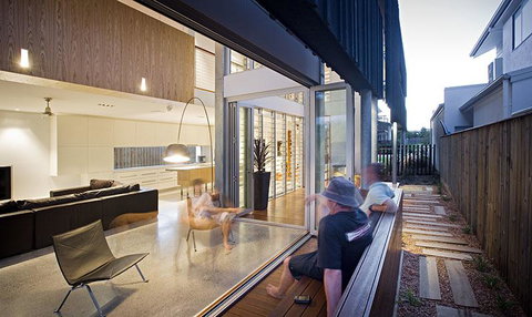 Casuarina Beachfront House - Hostie Properties - Broome Tourism 7