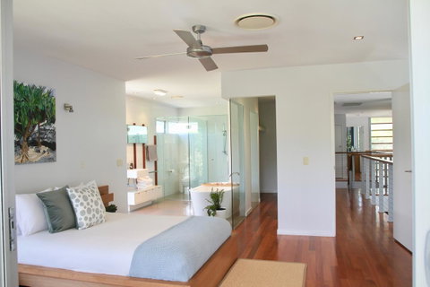 Casuarina Beachfront House - Hostie Properties - Broome Tourism 3