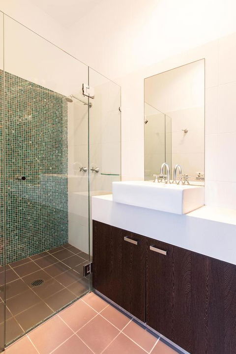 Family Surf House 5 Min Walk To Manly Beach - Broome Tourism 5