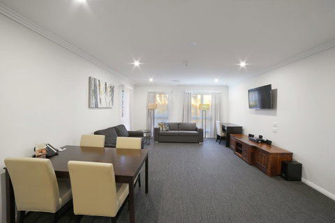 Best Western Plus Bolton On The Park - Broome Tourism 21