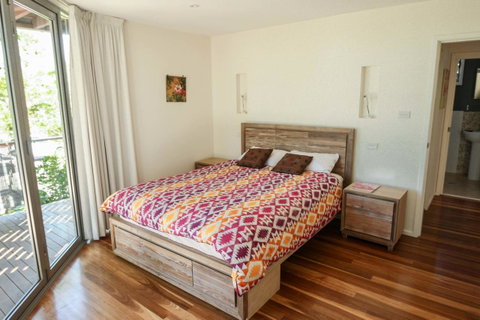 Valla's Beach House - Broome Tourism 17