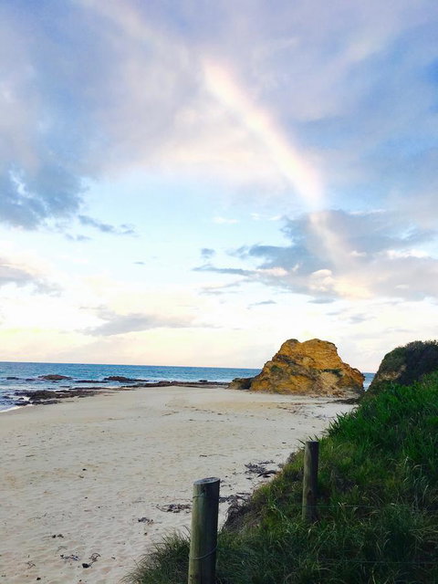 Valla's Beach House - Broome Tourism 23