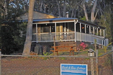 Bush & Bay Cottage - Broome Tourism 6
