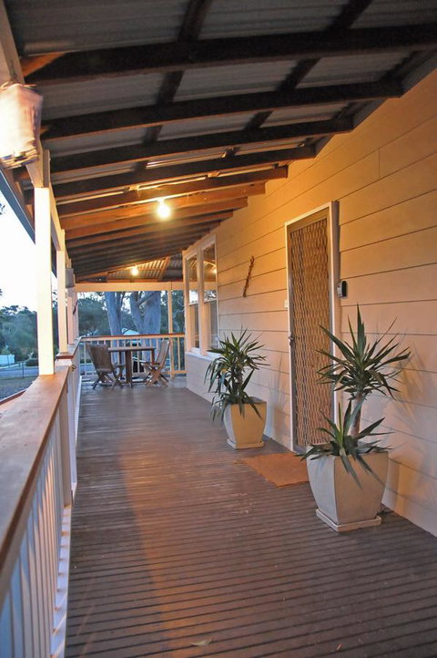 Bush & Bay Cottage - Broome Tourism 19