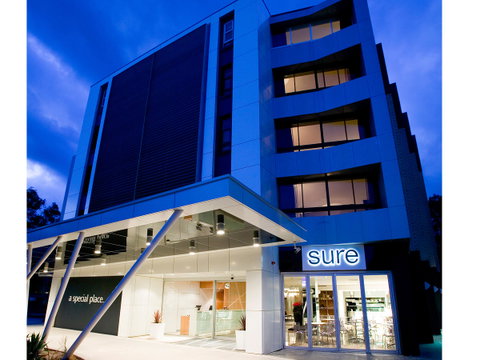 Hotel Urban St Leonards - Broome Tourism 0