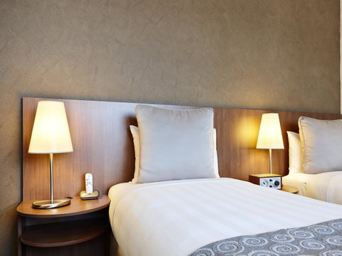 Hotel Urban St Leonards - Broome Tourism 8