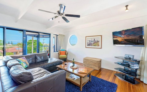 Coast Yamba - Adults Only - Broome Tourism 17