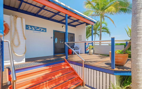 Coast Yamba - Adults Only - Broome Tourism 25