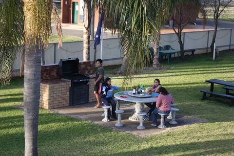 Temora Motel - Broome Tourism 8