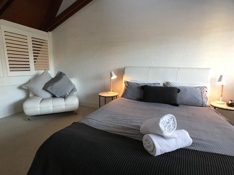 Treetops Everglades Villa - Broome Tourism 25