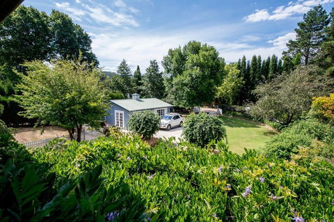 Bowral Escape - Broome Tourism 25