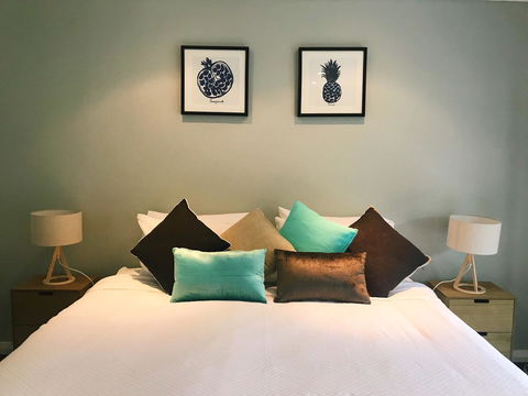 Bowral Escape - Broome Tourism 21