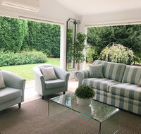Bowral Escape - Broome Tourism