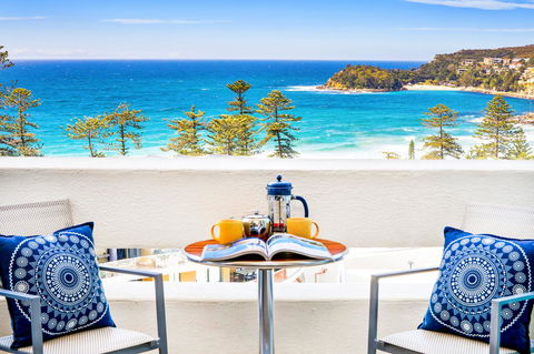 Relaxed Beachside Living - Broome Tourism 1
