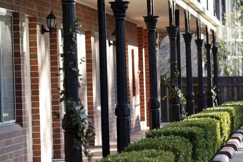 Carlyle Suites & Apartments - Broome Tourism 15