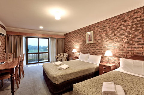 Hume Country Motor Inn - Broome Tourism 44