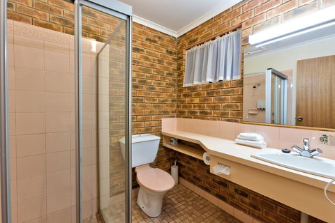Hume Country Motor Inn - Broome Tourism 41