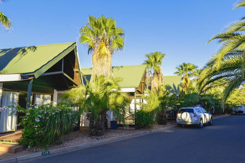 Desert Palms Alice Springs - Broome Tourism 15