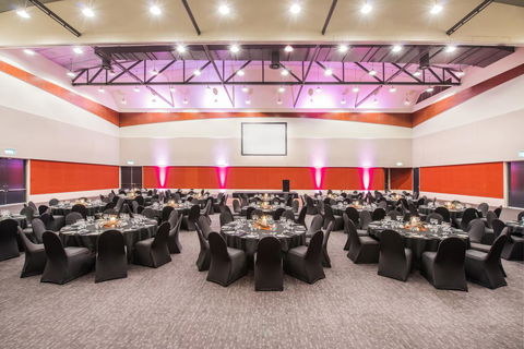 Crowne Plaza Alice Springs Lasseters, An IHG Hotel - Broome Tourism 40