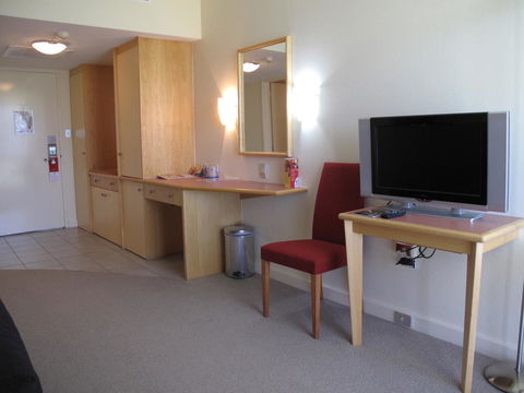 Crowne Plaza Alice Springs Lasseters, An IHG Hotel - Broome Tourism 10