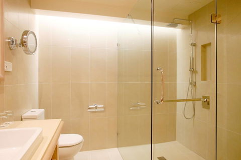 Crowne Plaza Alice Springs Lasseters, An IHG Hotel - Broome Tourism 32