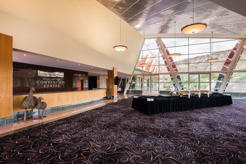 Crowne Plaza Alice Springs Lasseters, An IHG Hotel - Broome Tourism 17