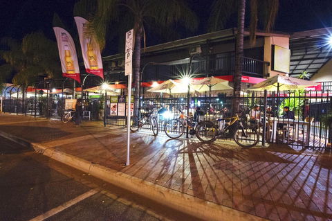 Diplomat Hotel Alice Springs - Broome Tourism 4