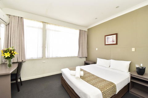 Diplomat Hotel Alice Springs - Broome Tourism 36