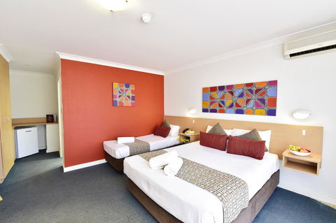 Diplomat Hotel Alice Springs - Broome Tourism 6