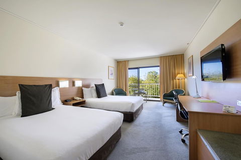 DoubleTree By Hilton Alice Springs - Broome Tourism 24