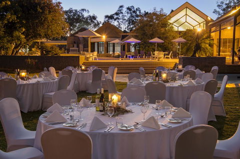 DoubleTree By Hilton Alice Springs - Broome Tourism 21