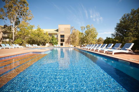 DoubleTree By Hilton Alice Springs - Broome Tourism 6