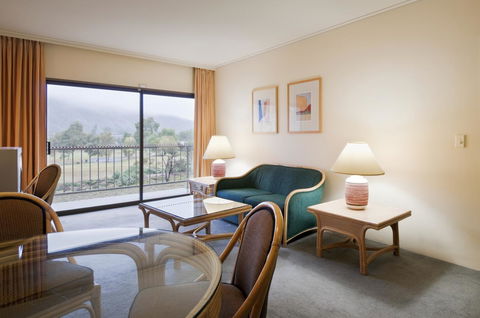 DoubleTree By Hilton Alice Springs - Broome Tourism 38