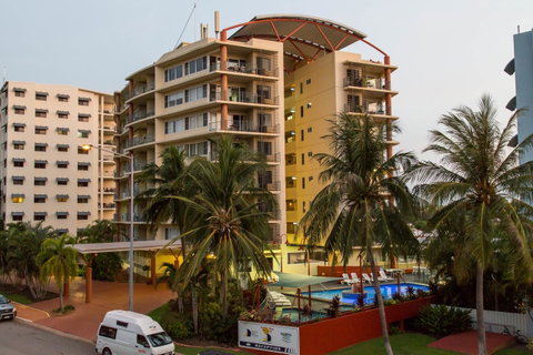 Cullen Bay Resorts - Broome Tourism 0