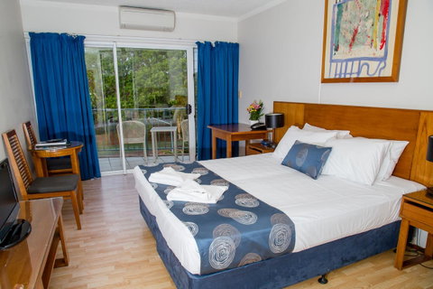 Cullen Bay Resorts - Broome Tourism 6