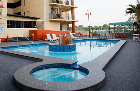 Cullen Bay Resorts - Broome Tourism 3